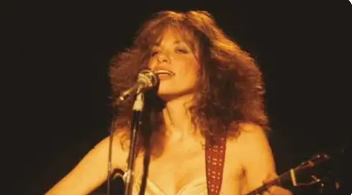 Carly Simon Celebrity Singer