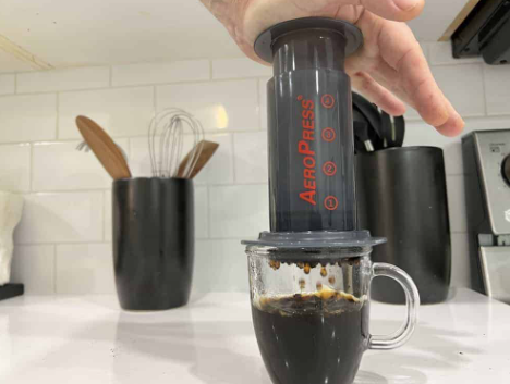 AeroPress Coffee: The Artisanal Brewing Method