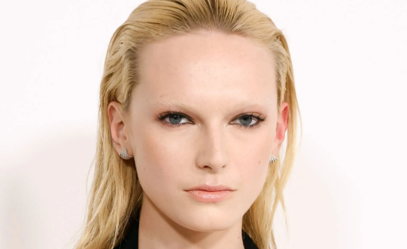 Alex Consani Net Worth 2025