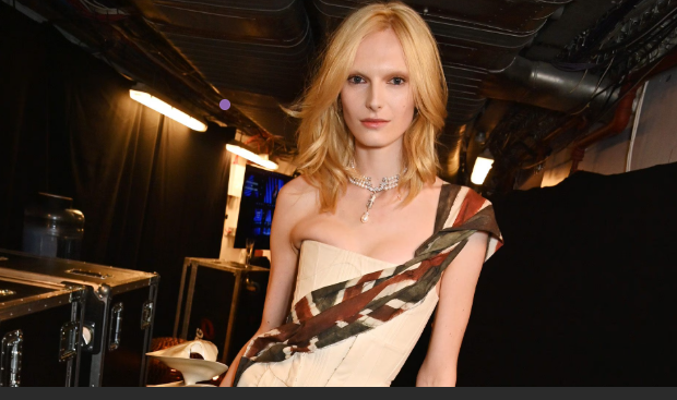 Alex Consani Net Worth 2025