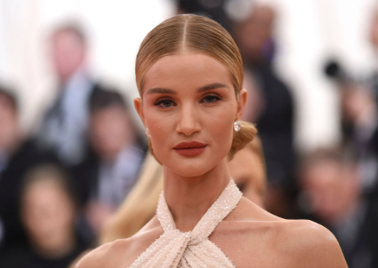 Rosie Huntington-Whiteley Net Worth 2025