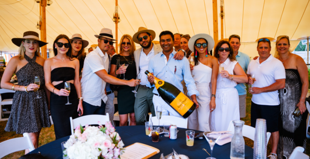 Hosting, Not Advertising: The Executive Psychology