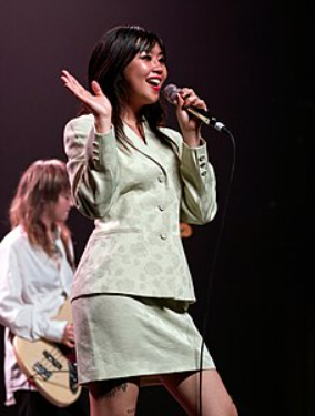 Beabadoobee Net Worth