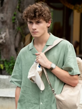 Sam Nivola White Lotus S3