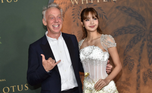 Mike White, White Lotus