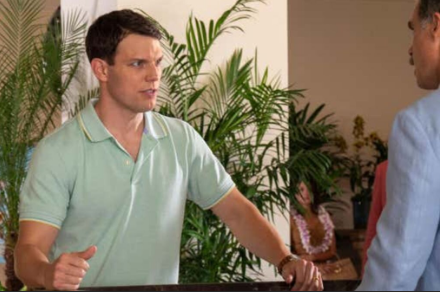 Jack Lace White Lotus S1