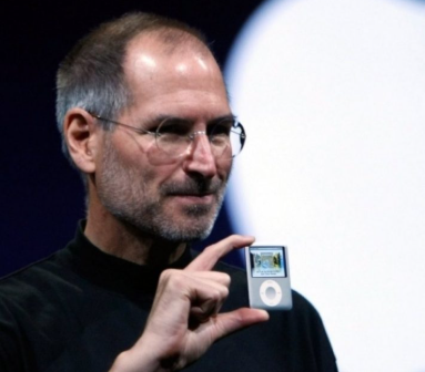 Steve Jobs, Itunes