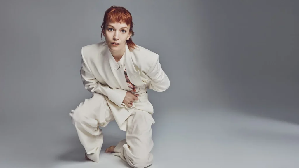 Britt Lower Severence, Circus