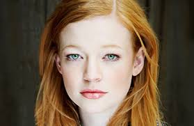 Sarah Snook NIDA student