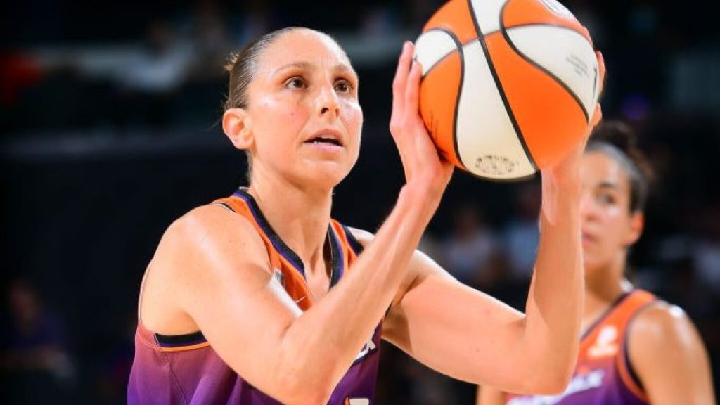 Diana Taurasi takes shot