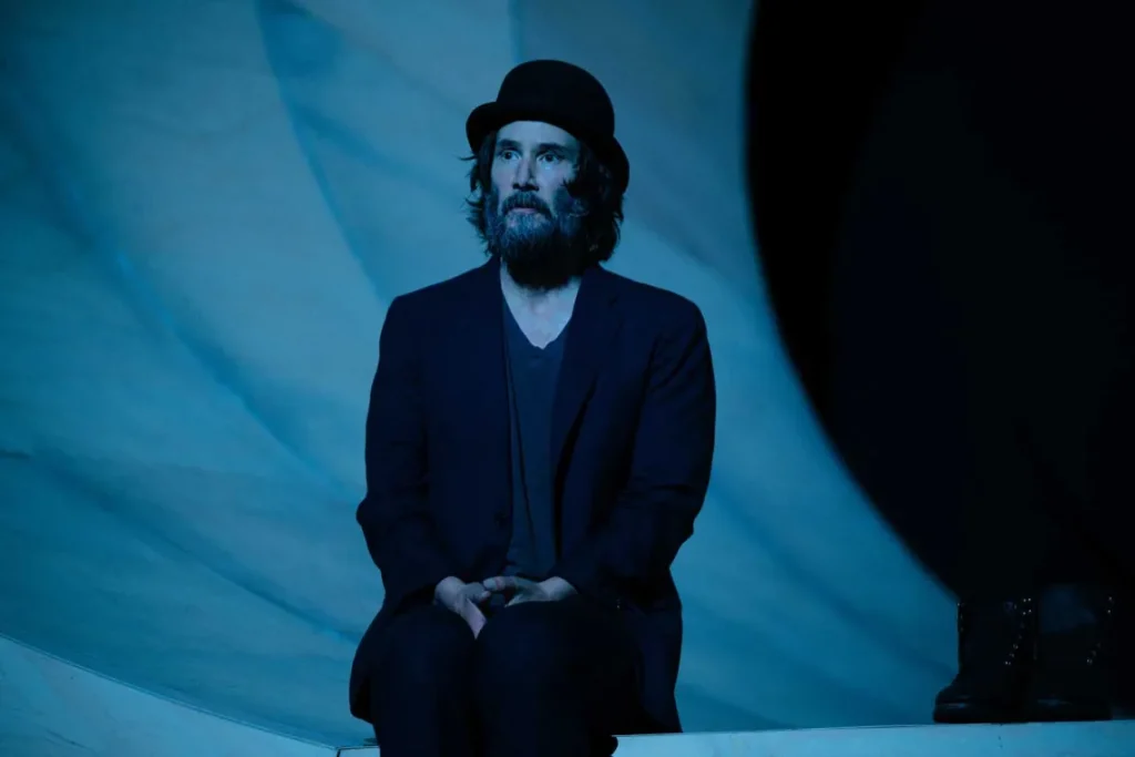 Keanu Reeves Waiting for Godot