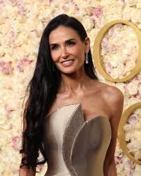 Demi Moore Golden Globes The Substance
