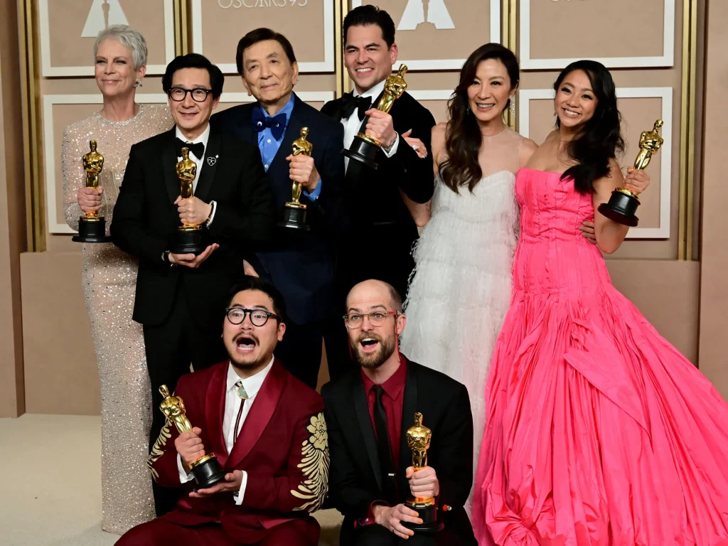 EEAO Oscar 2023 awards sweep