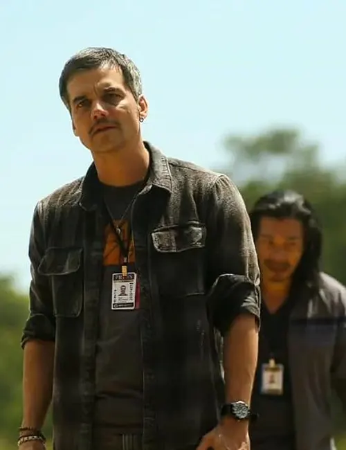 Wagner-Moura-Civil-War-Plaid-Shirt