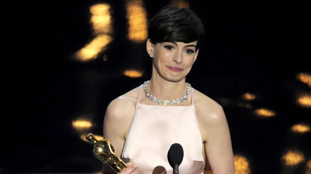 anne-hathaway-oscars